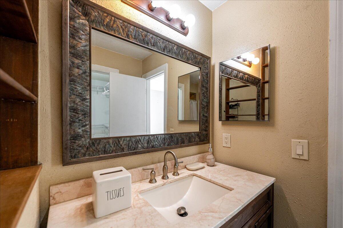 PORT ST LUCIE SECTION 18 - Residential Lease