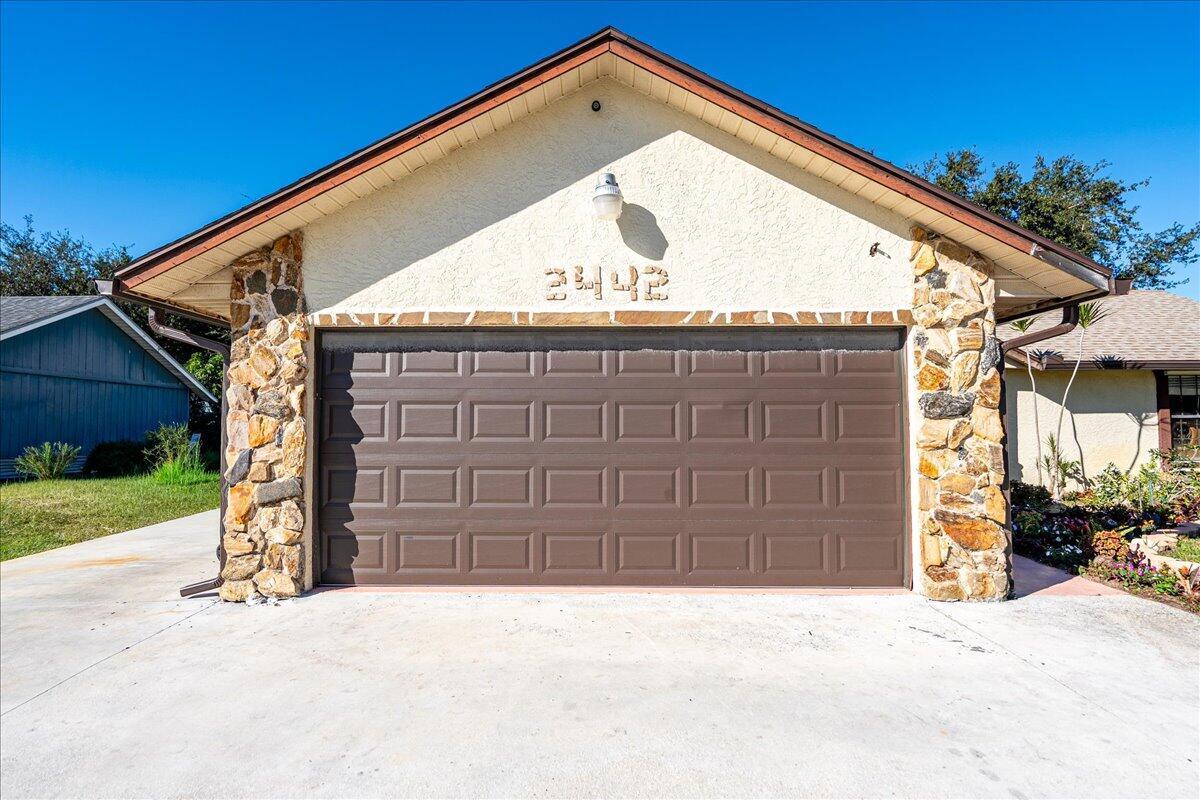 PORT ST LUCIE SECTION 18 - Residential Lease