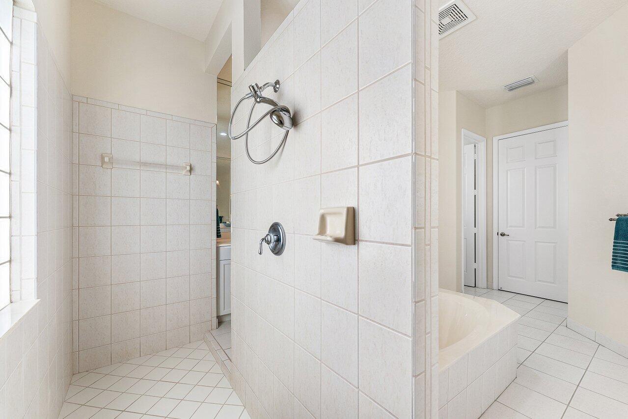 ORANGE GROVE EST/ Welling - Residential