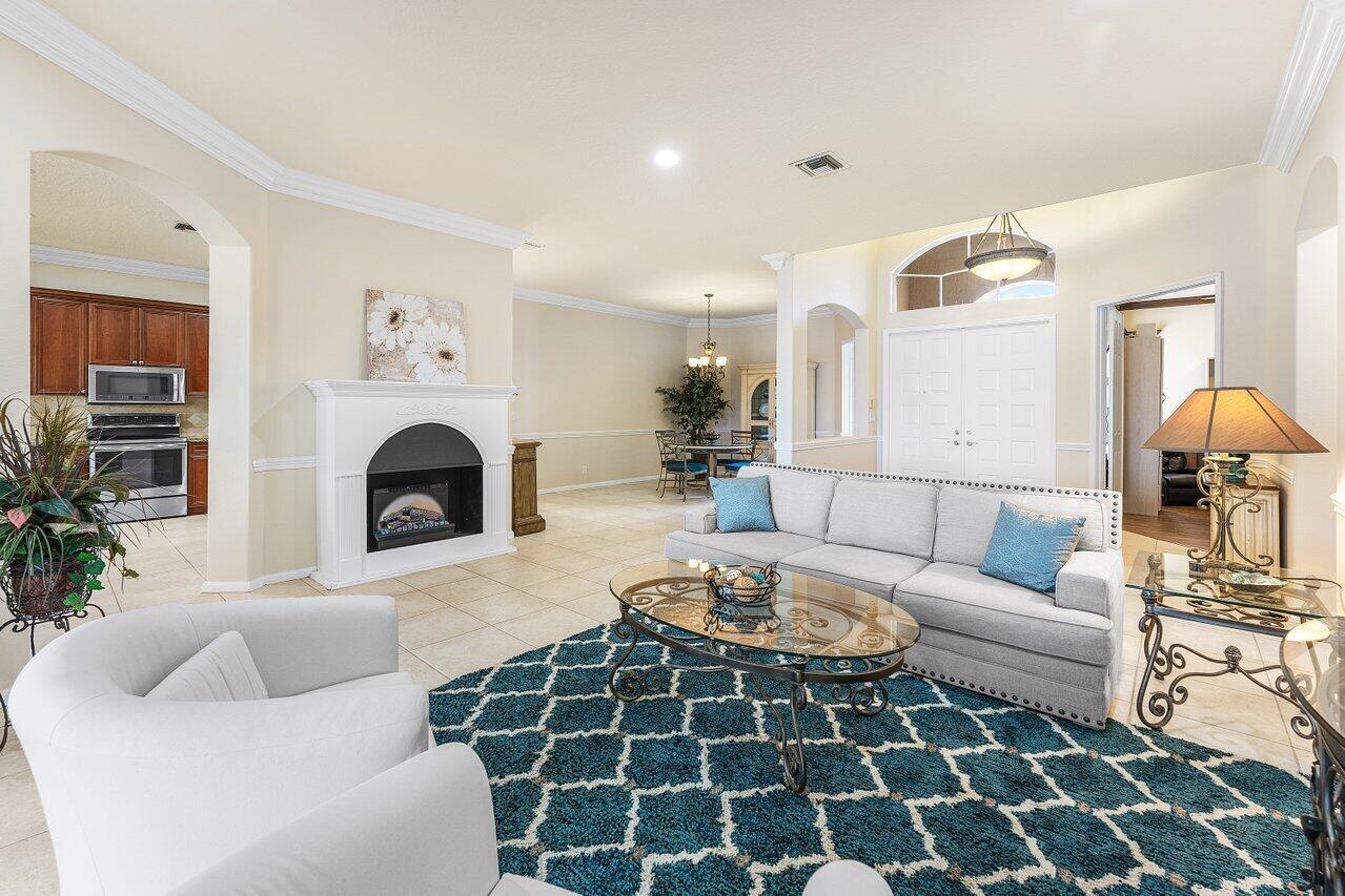 ORANGE GROVE EST/ Welling - Residential