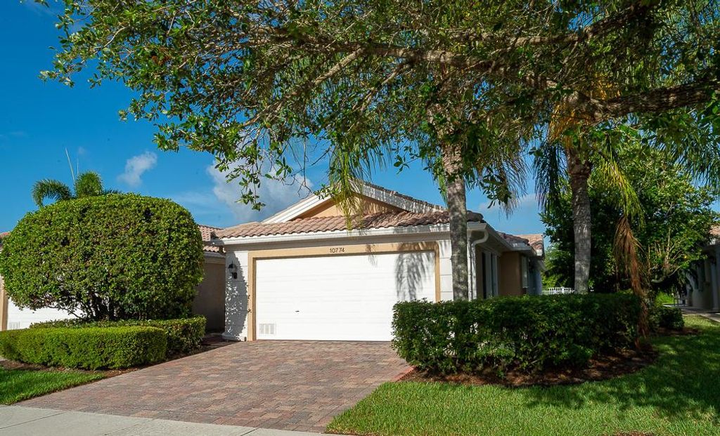 Photo of 10774 SW Elsinore Drive, Port Saint Lucie, FL 34987 (MLS # R10705803)