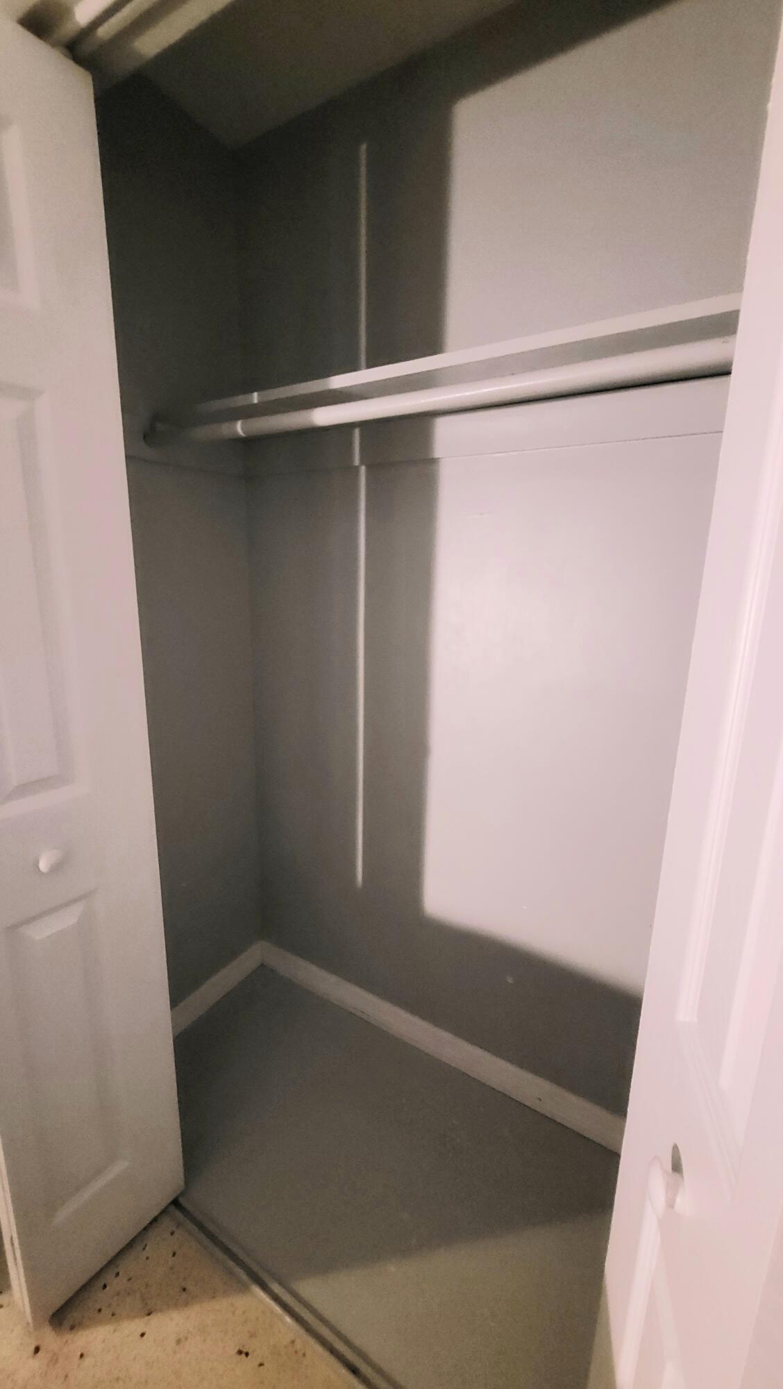 PARADISE PARK - Residential Lease