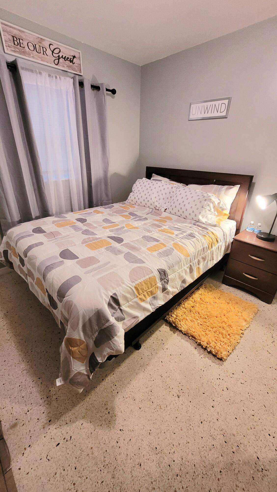 PARADISE PARK - Residential Lease