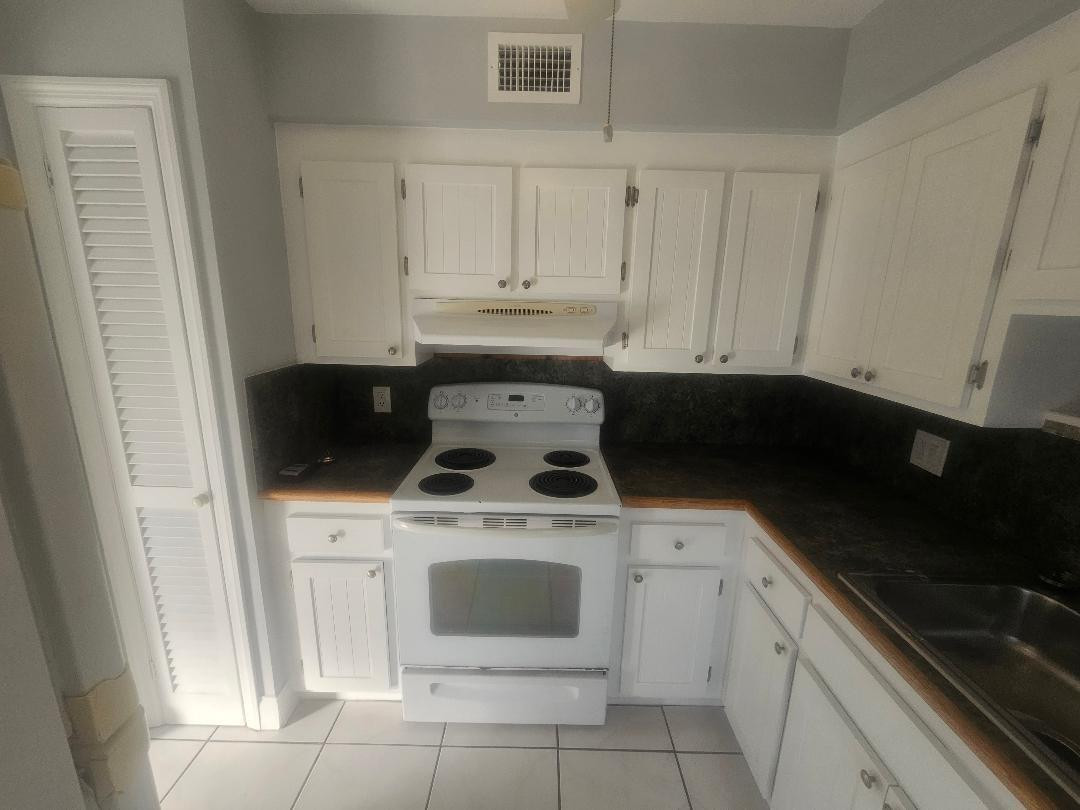 777 SE 2nd Avenue A205