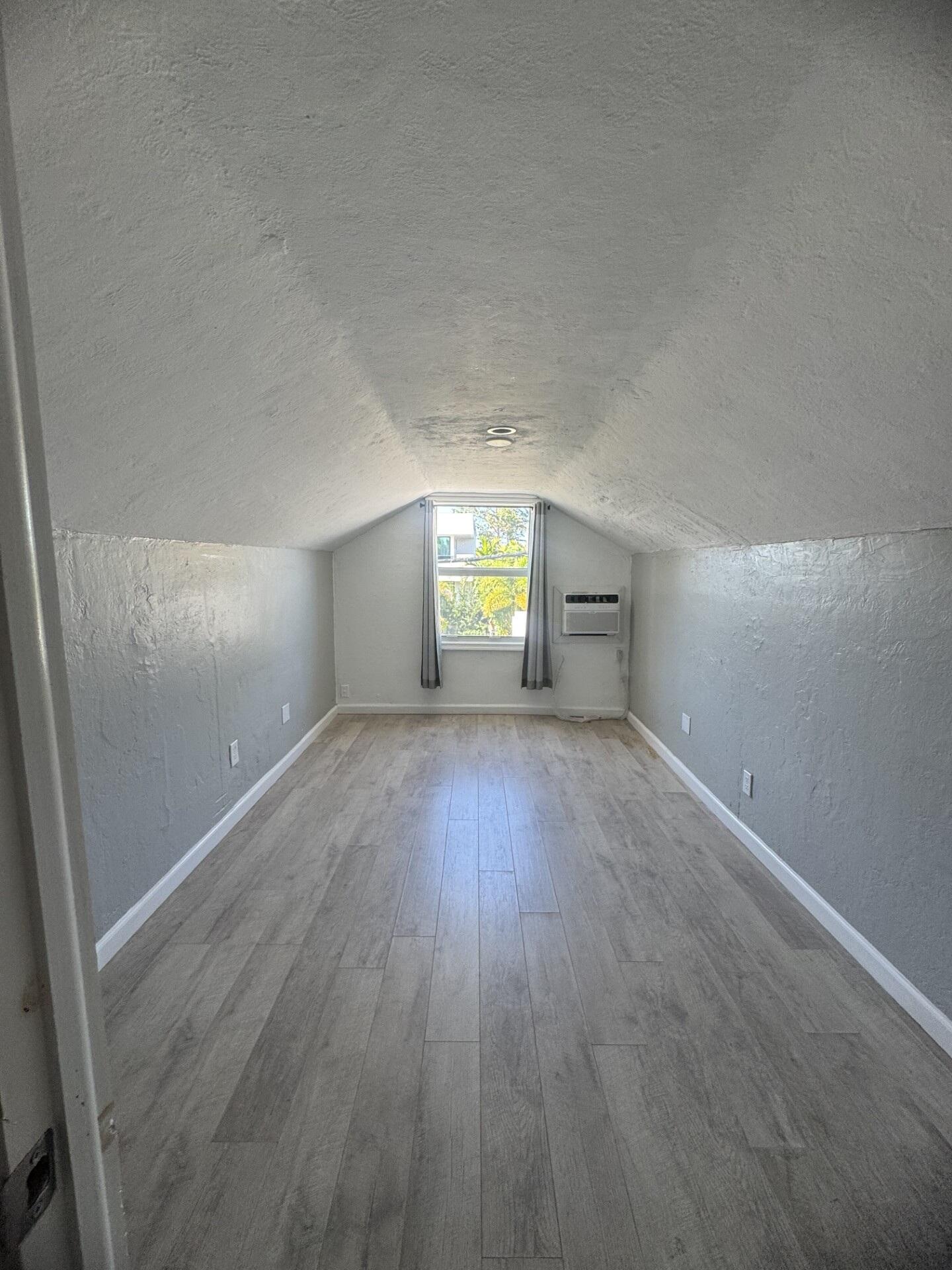 STRANAHANS SUB - Residential Lease