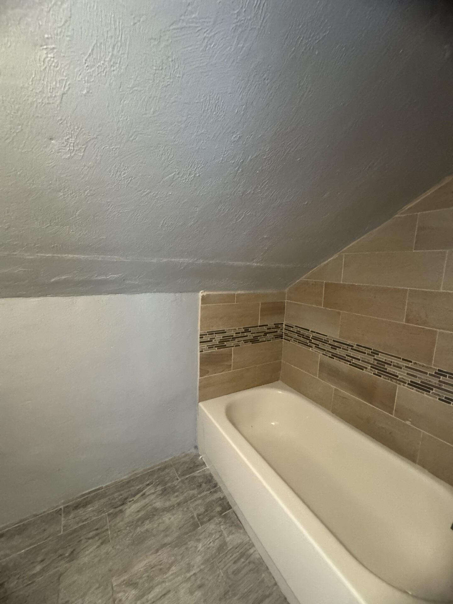 STRANAHANS SUB - Residential Lease