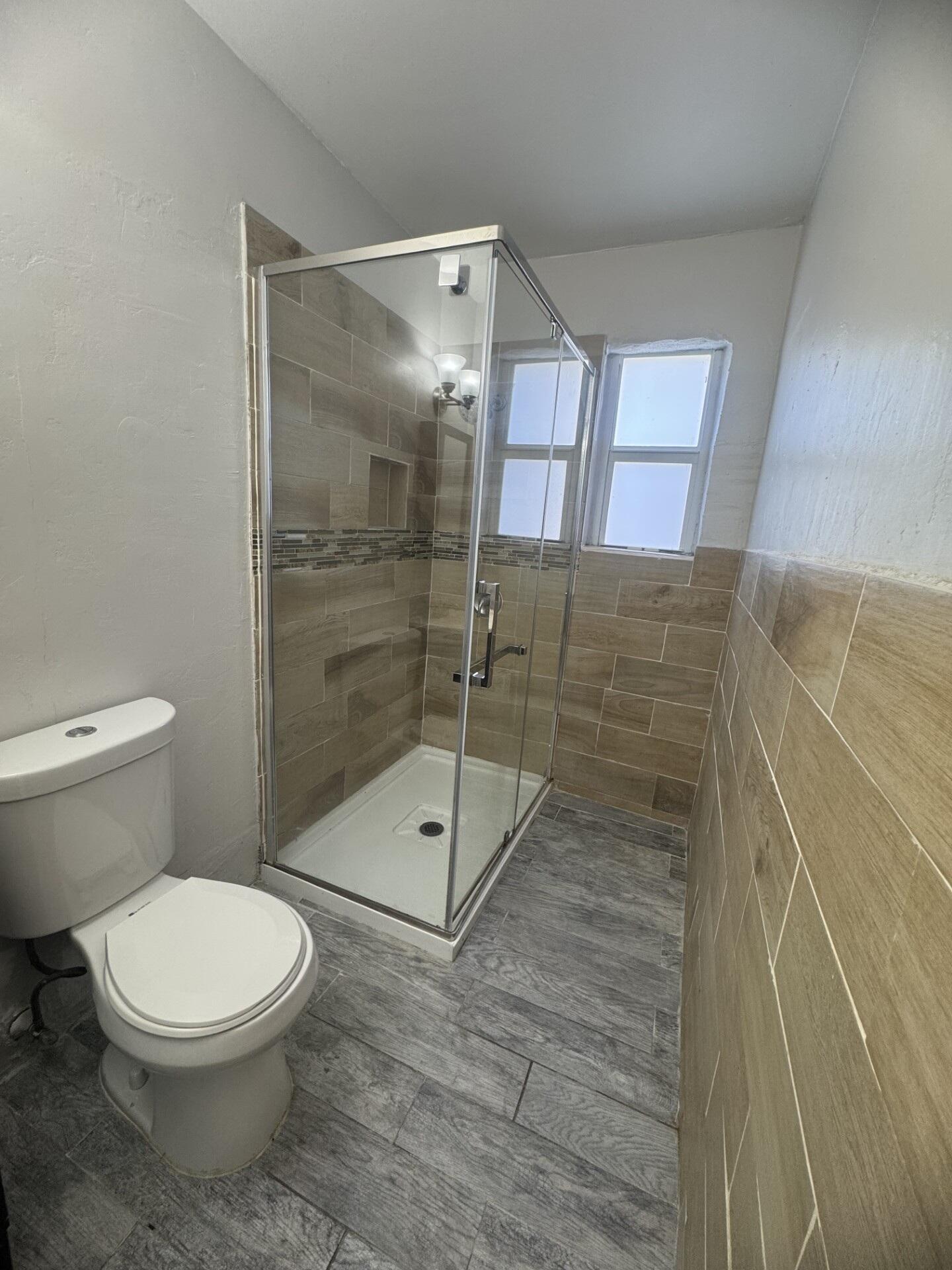 STRANAHANS SUB - Residential Lease