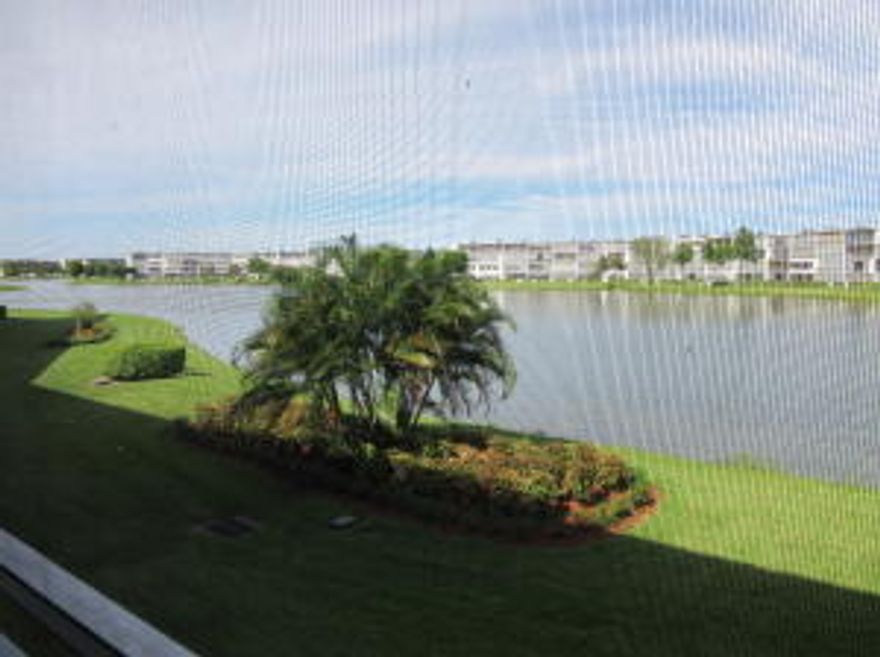 PANORAMIC LAKE VIEW! SUPER CLEAN AND WELL MAINTAINED TOTALLY FURNISHED 2/1.5 IN MOST DESIRABLE EXETER - BRAND NEW POOL. GREAT COMMUNITY THAT OFFERS CLUB HOUSE WITH FIRST CLASS EXERCISE FACILITIES, INSIDE POOLS, MOVIES, THEATER, SHOWS. ETC.. FREE BUS TRANSPORTATION, - GOLF ACCROSS THE STREET. STORES, SHOPPING, AND PLACES TO WORSHIP. NO SMOKING.