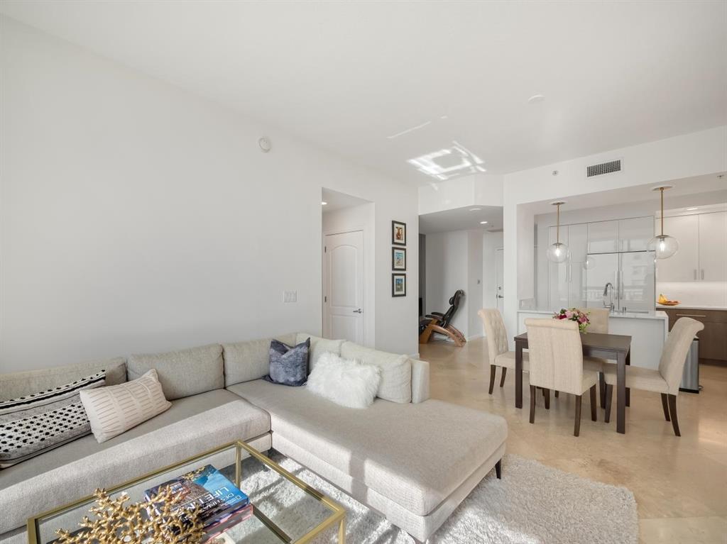 ONE CITY PLAZA CONDO - Residential