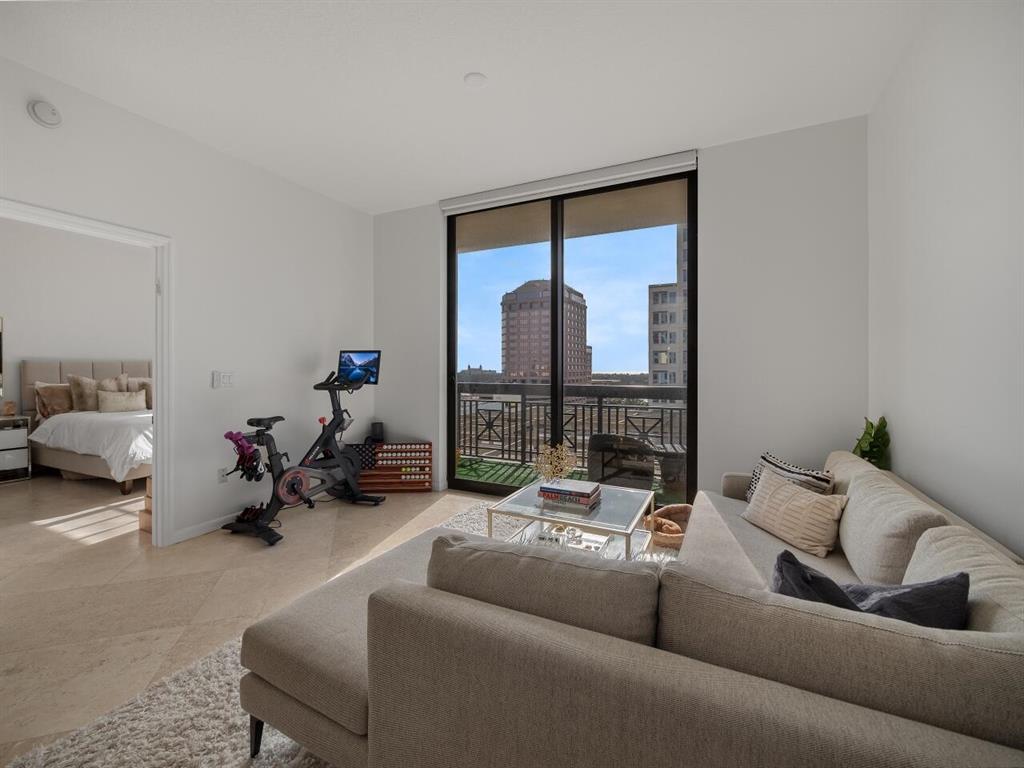 ONE CITY PLAZA CONDO - Residential