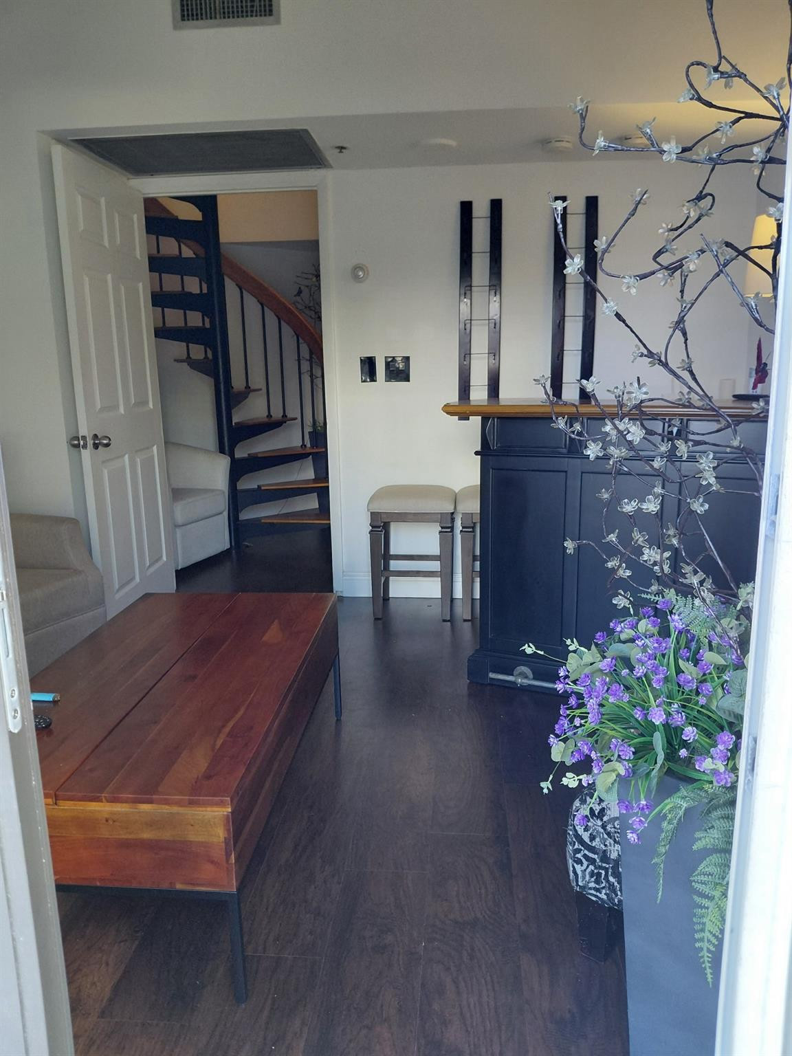 300 Three Islands Boulevard 101
