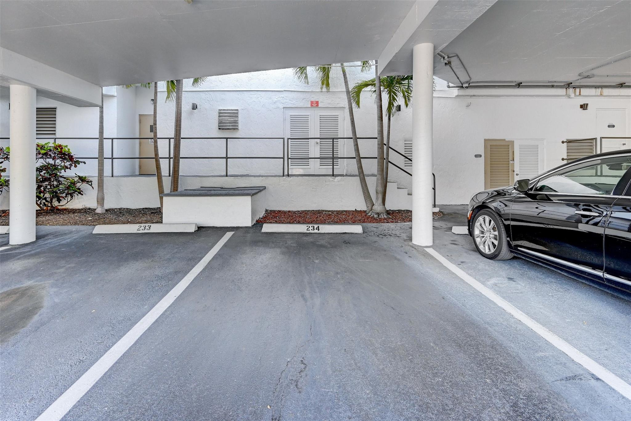 300 Three Islands Boulevard 101