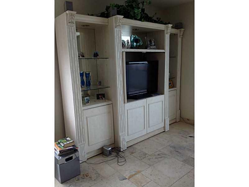 SUNRISE TOWER CONDO - Residential Lease