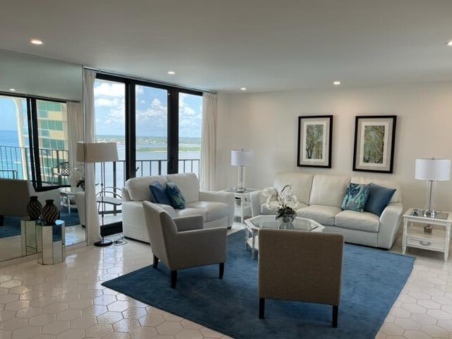 CONNEMARA CONDO - Residential Lease