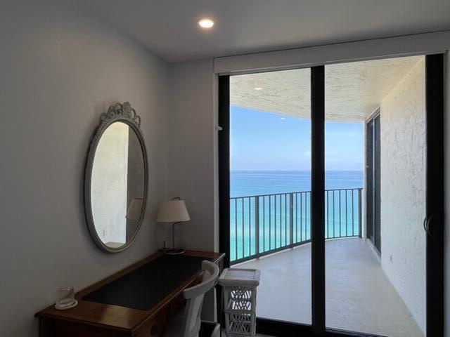 CONNEMARA CONDO - Residential Lease