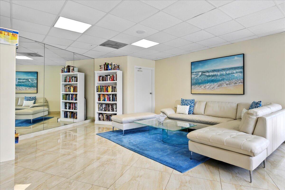 CONNEMARA CONDO - Residential Lease