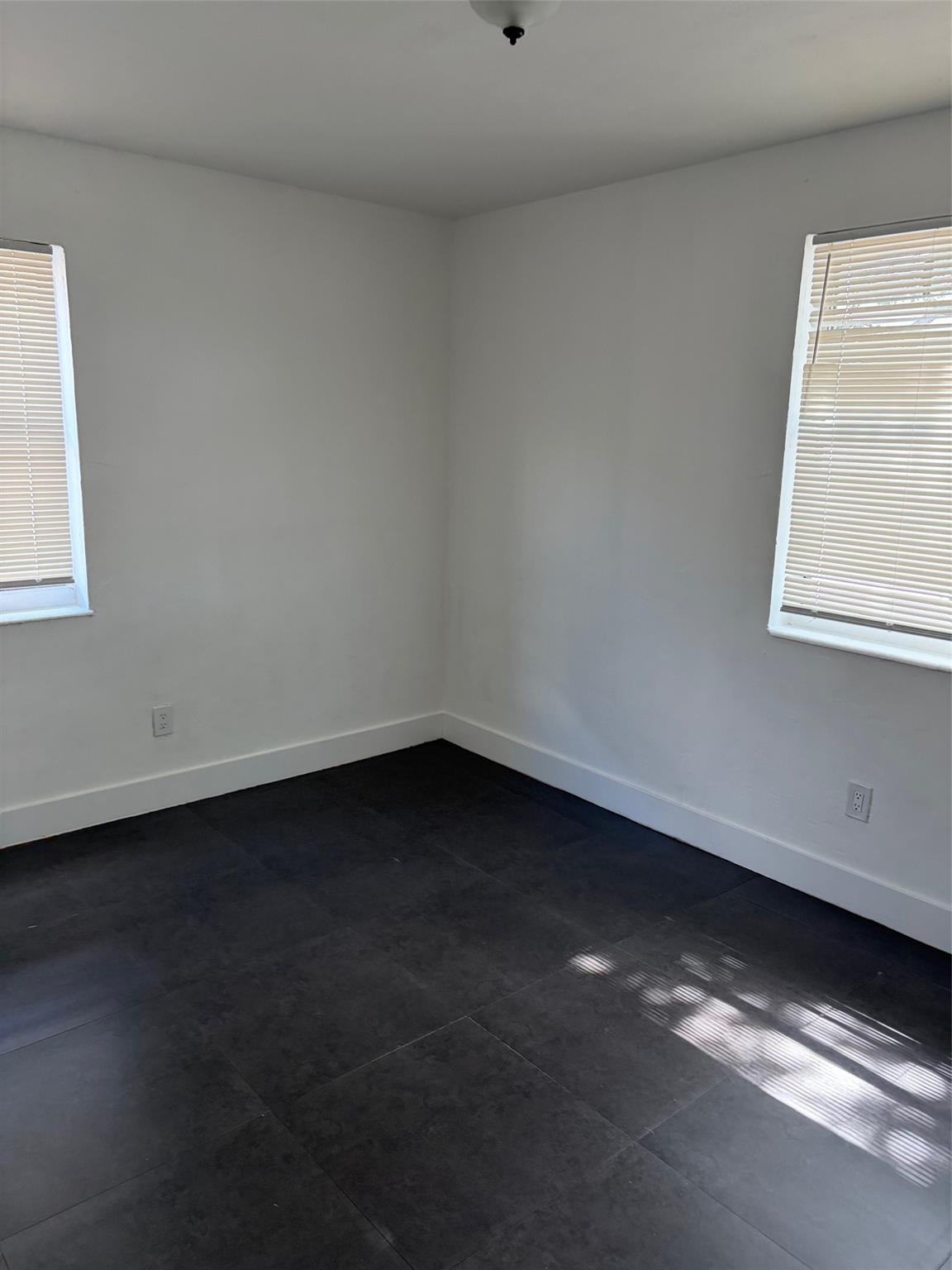 BISCAYNE BEACH SUB - Residential Lease