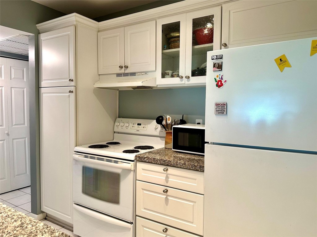 LAKEWOOD VILLAGE CONDO - Residential