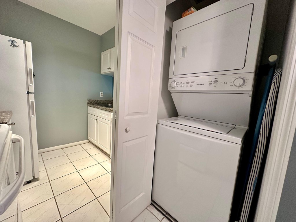 LAKEWOOD VILLAGE CONDO - Residential