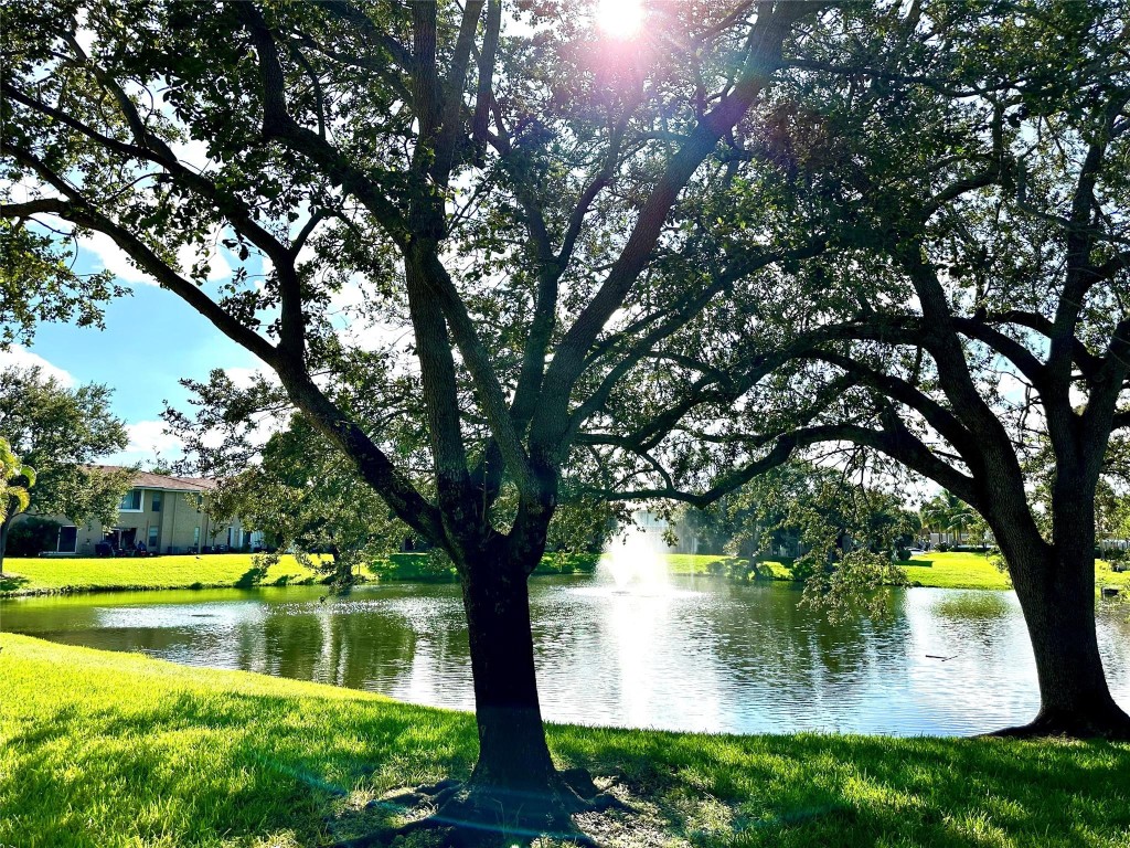 LAKEWOOD VILLAGE CONDO - Residential