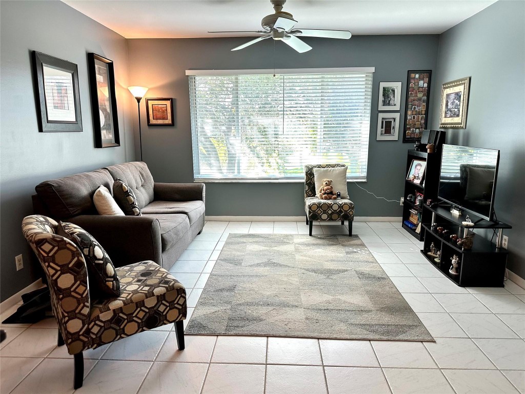 LAKEWOOD VILLAGE CONDO - Residential