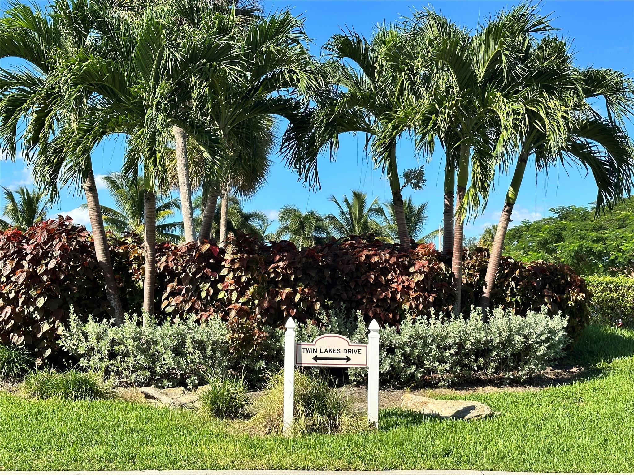 LAKEWOOD VILLAGE CONDO - Residential