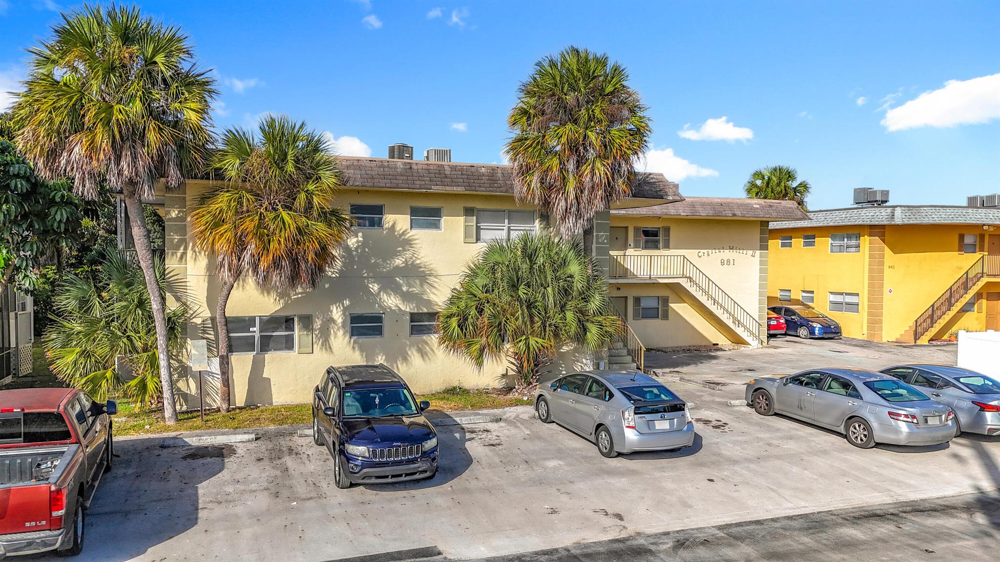 CRYSTAL HILLS II CONDO - Residential Lease