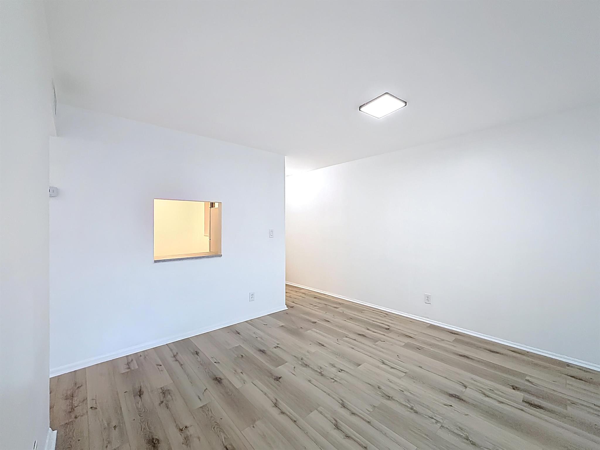 CRYSTAL HILLS II CONDO - Residential Lease