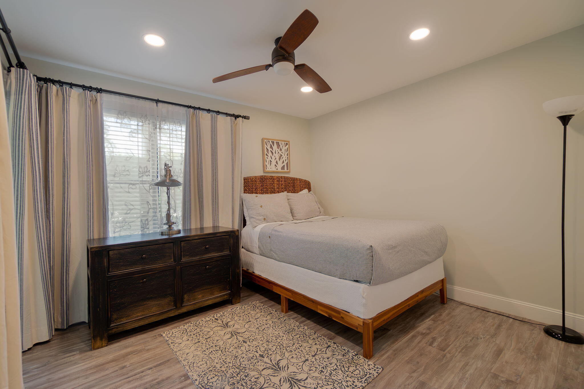 SHEFFIELD WOODS AT WELLINGTON CONDO - Residential Lease