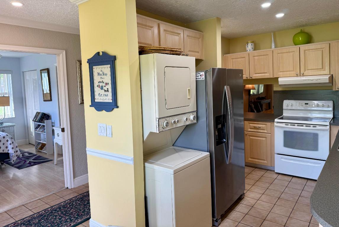 PINES OF DELRAY NORTH CONDO - Residential