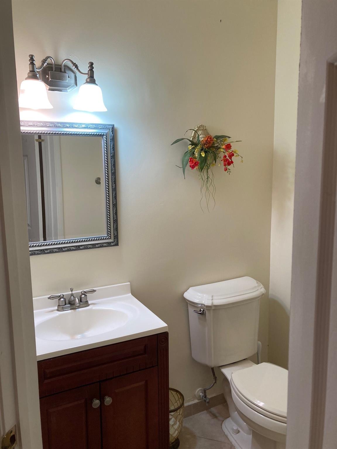 GOLDEN RAINTREE VI - Residential