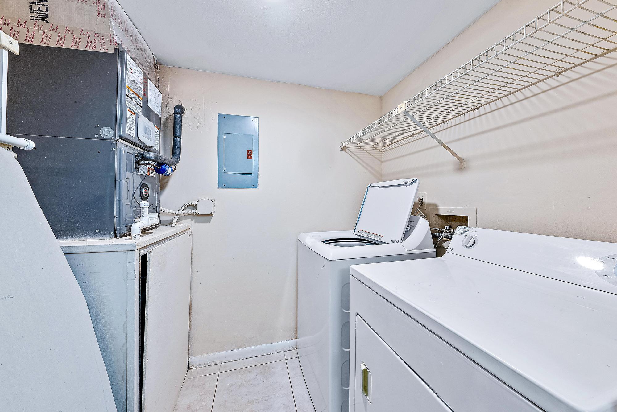 PINE RIDGE NORTH I CONDO - Residential