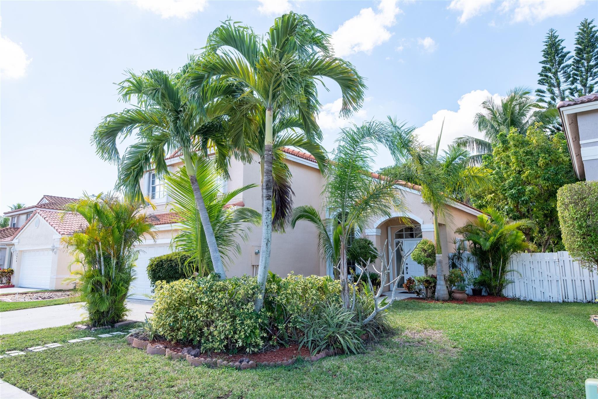 1080 NW 189th Ave
