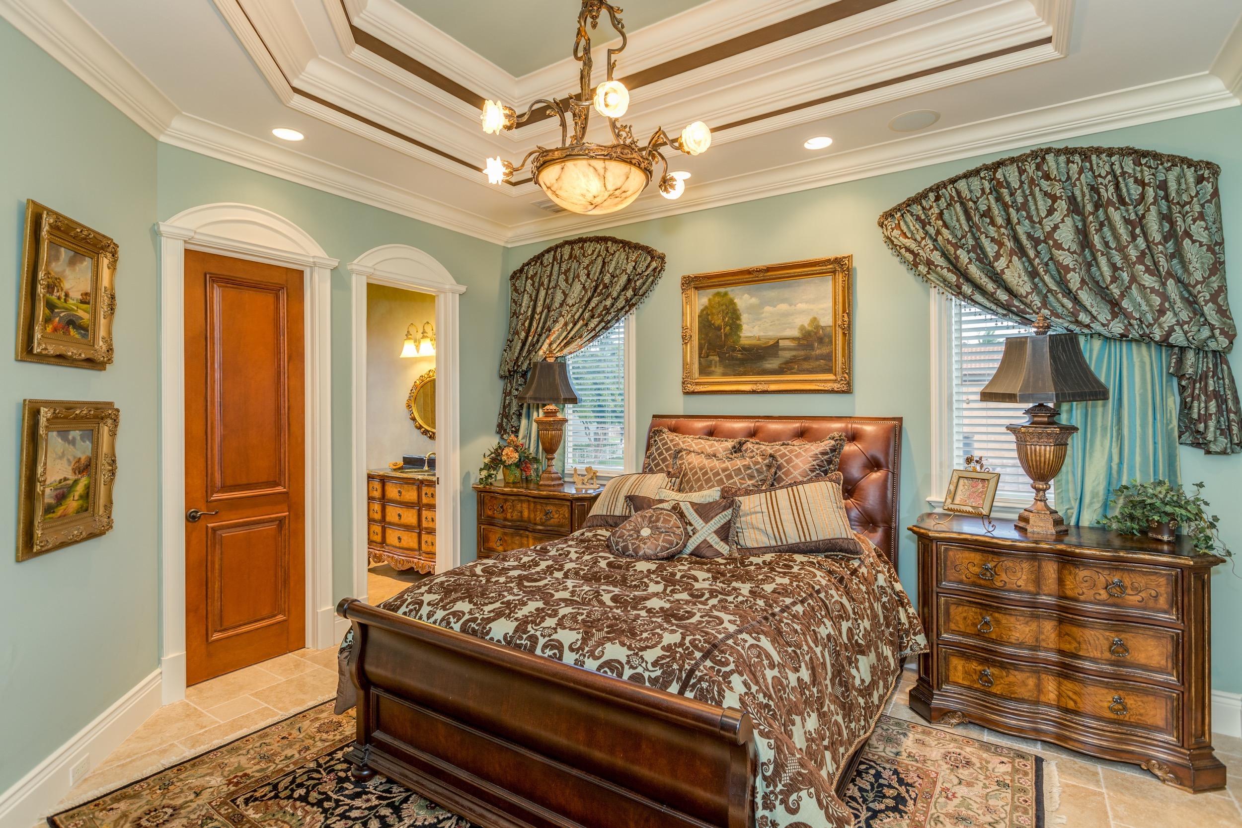 lighthouse point - Residential