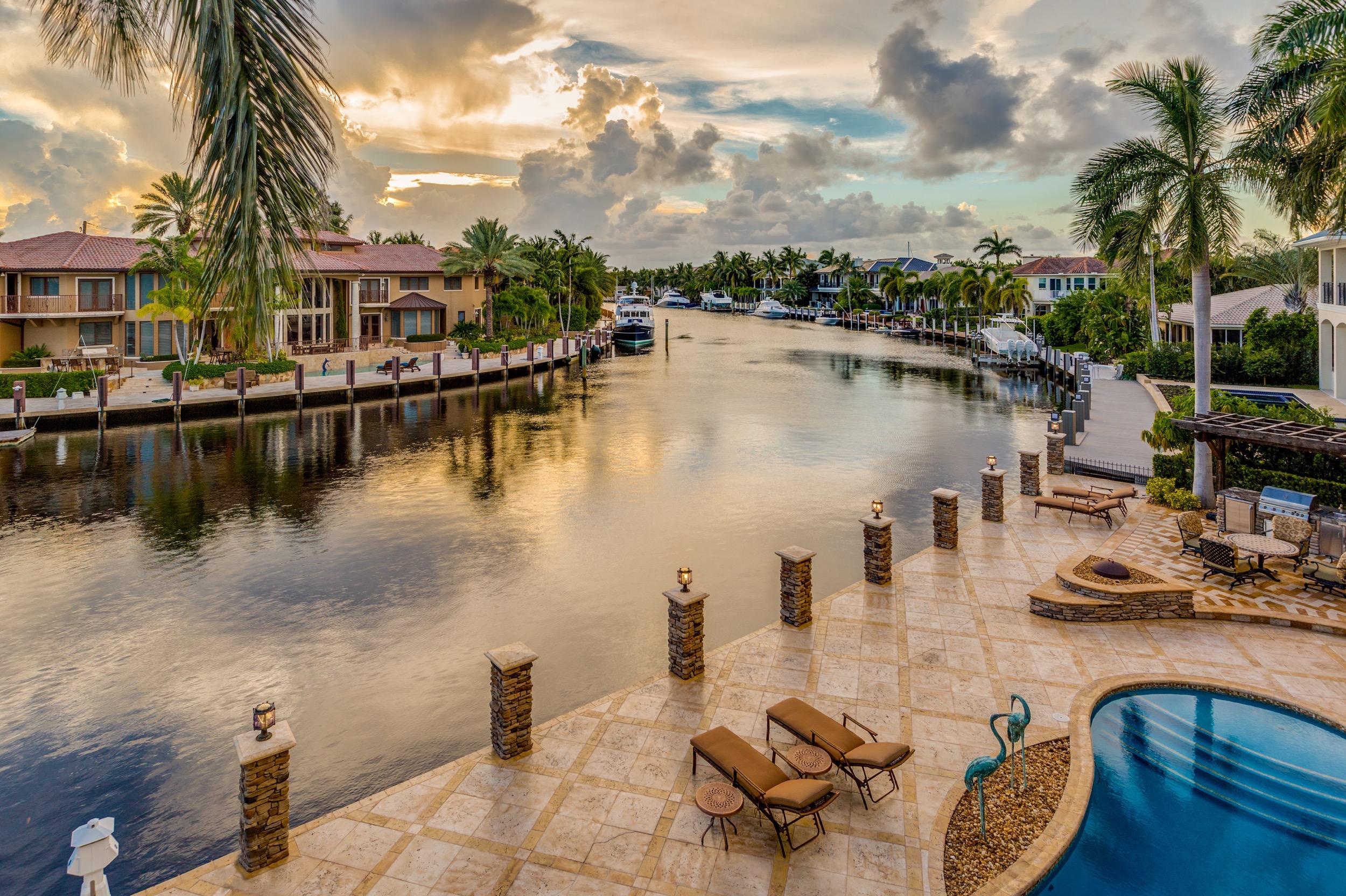 lighthouse point - Residential