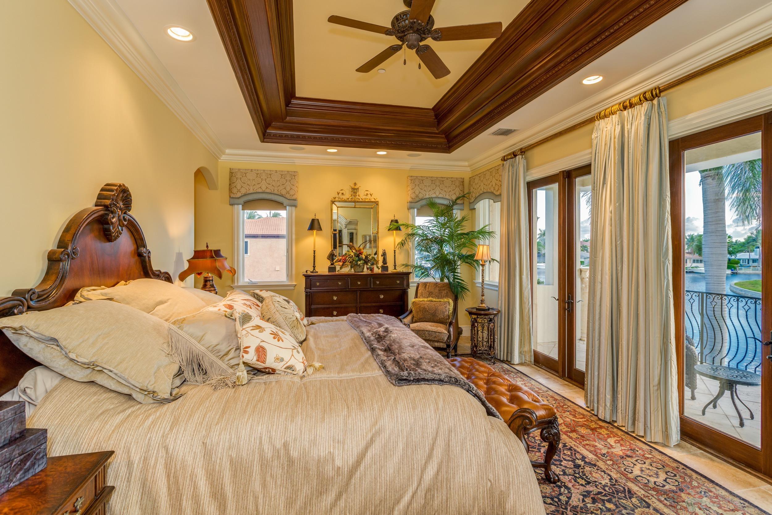 lighthouse point - Residential