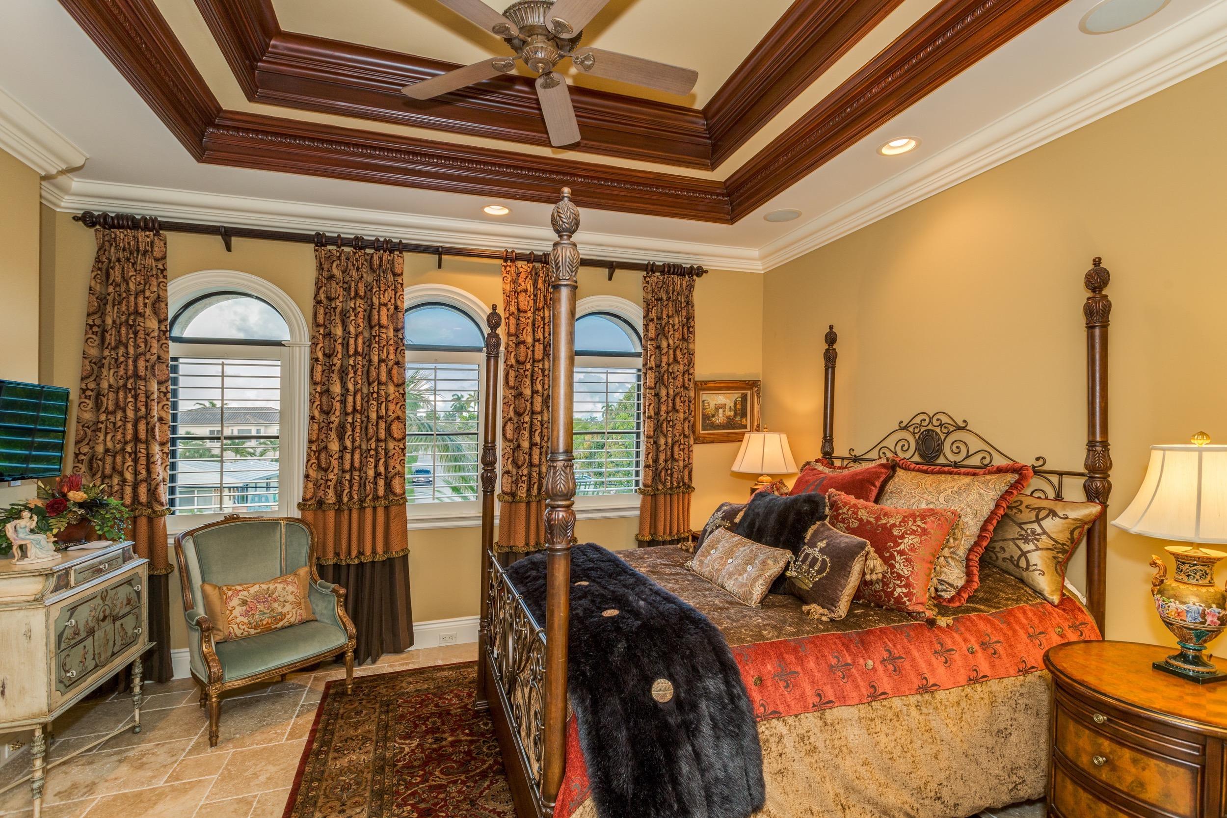 lighthouse point - Residential