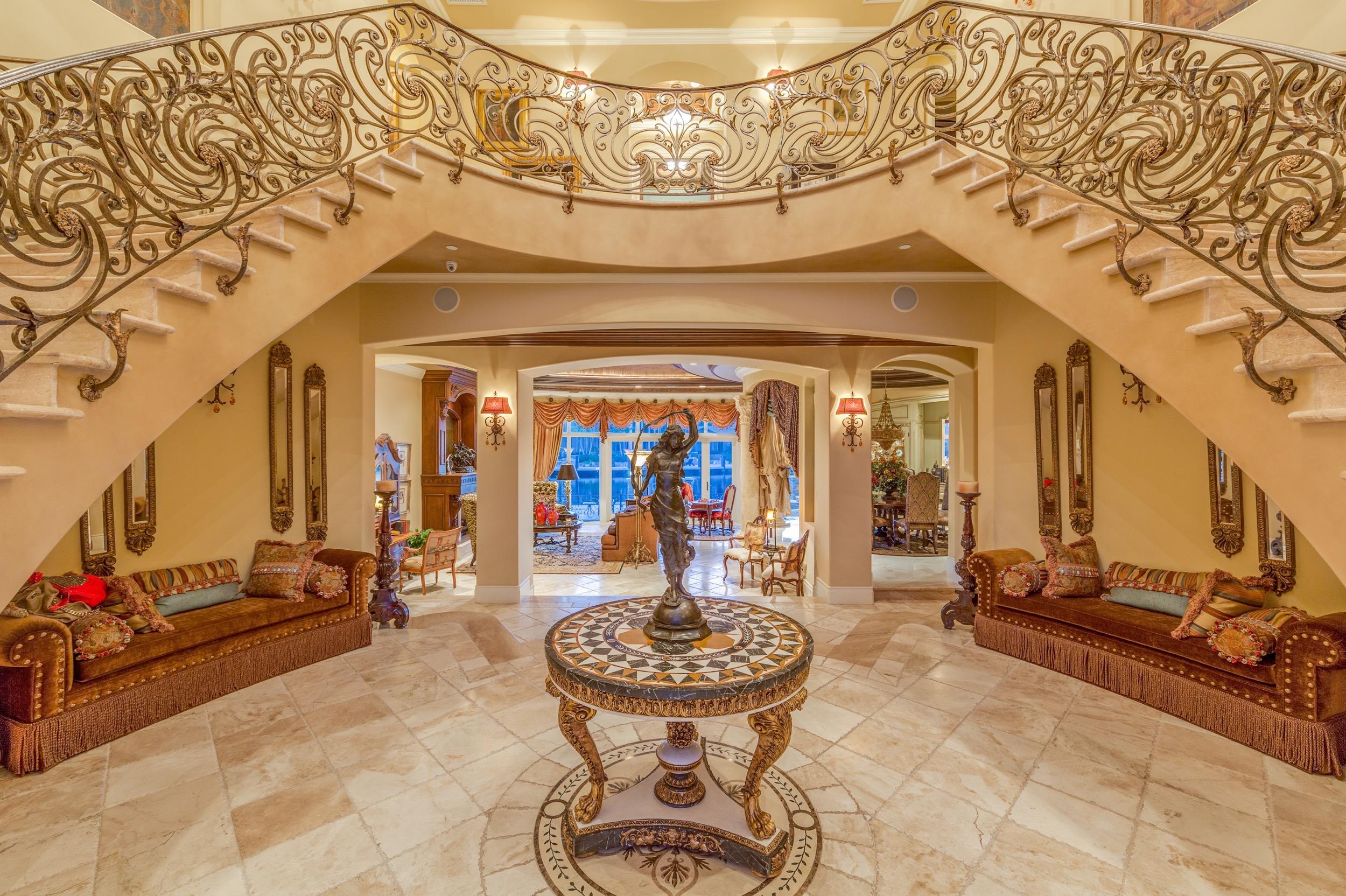 lighthouse point - Residential