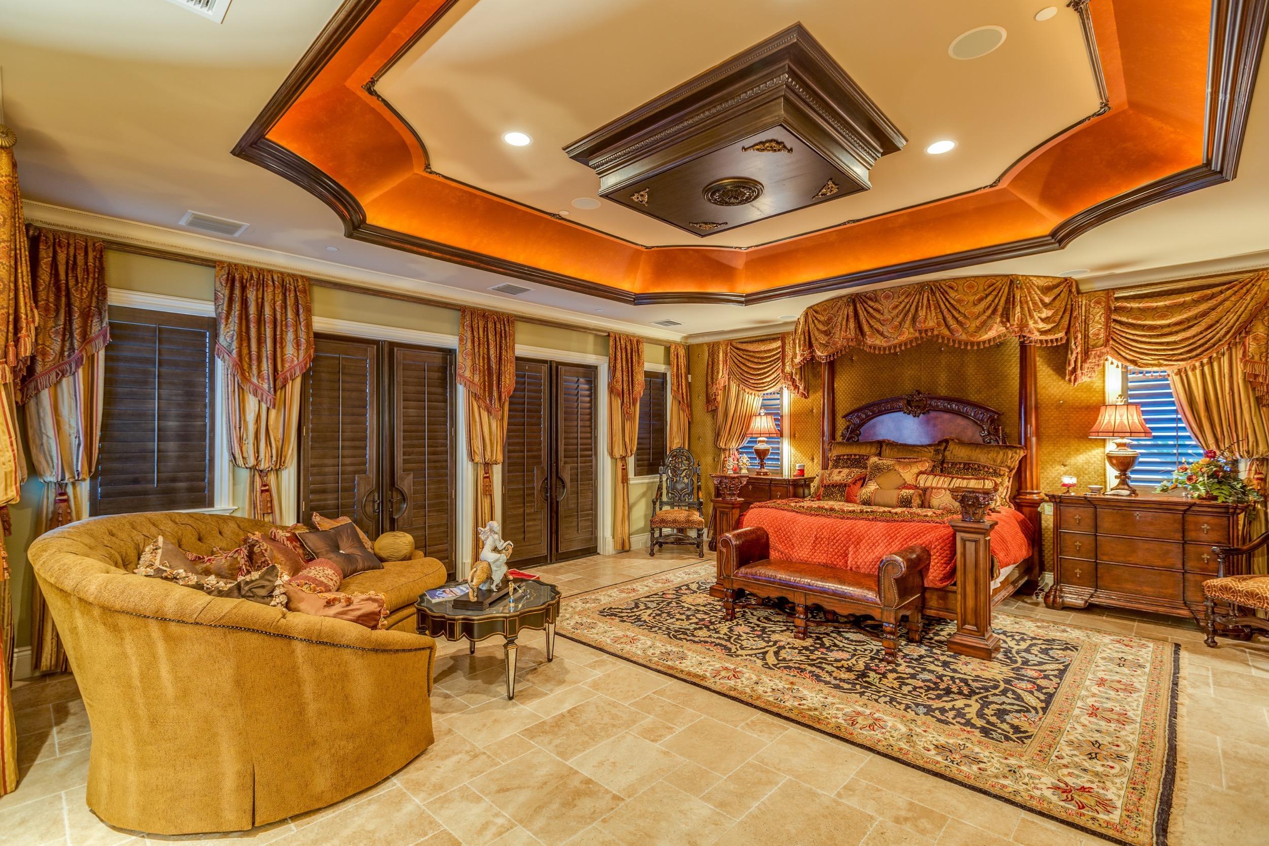 lighthouse point - Residential