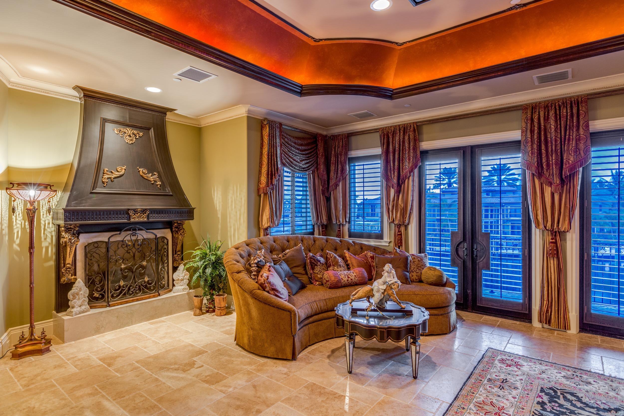 lighthouse point - Residential