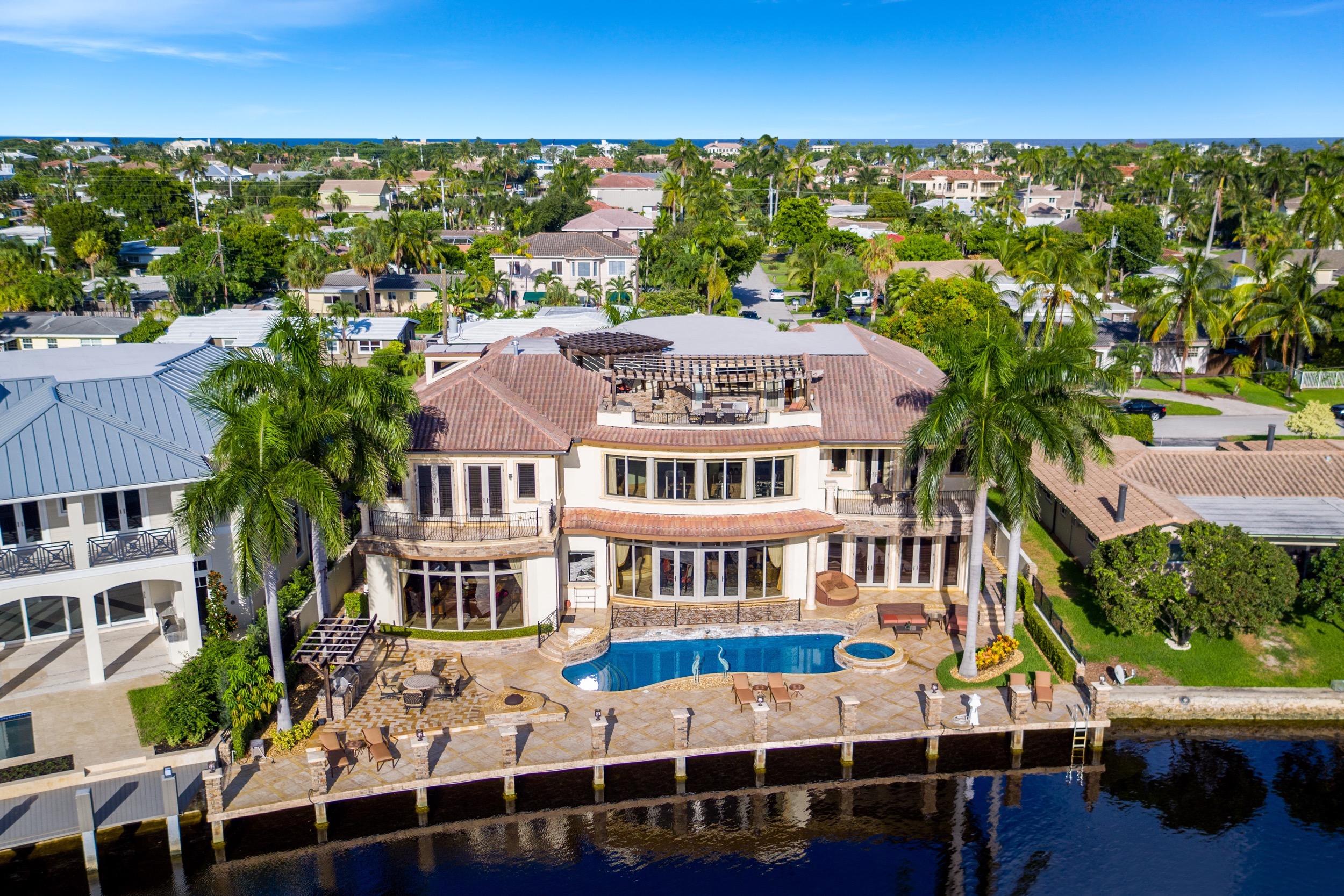 lighthouse point - Residential