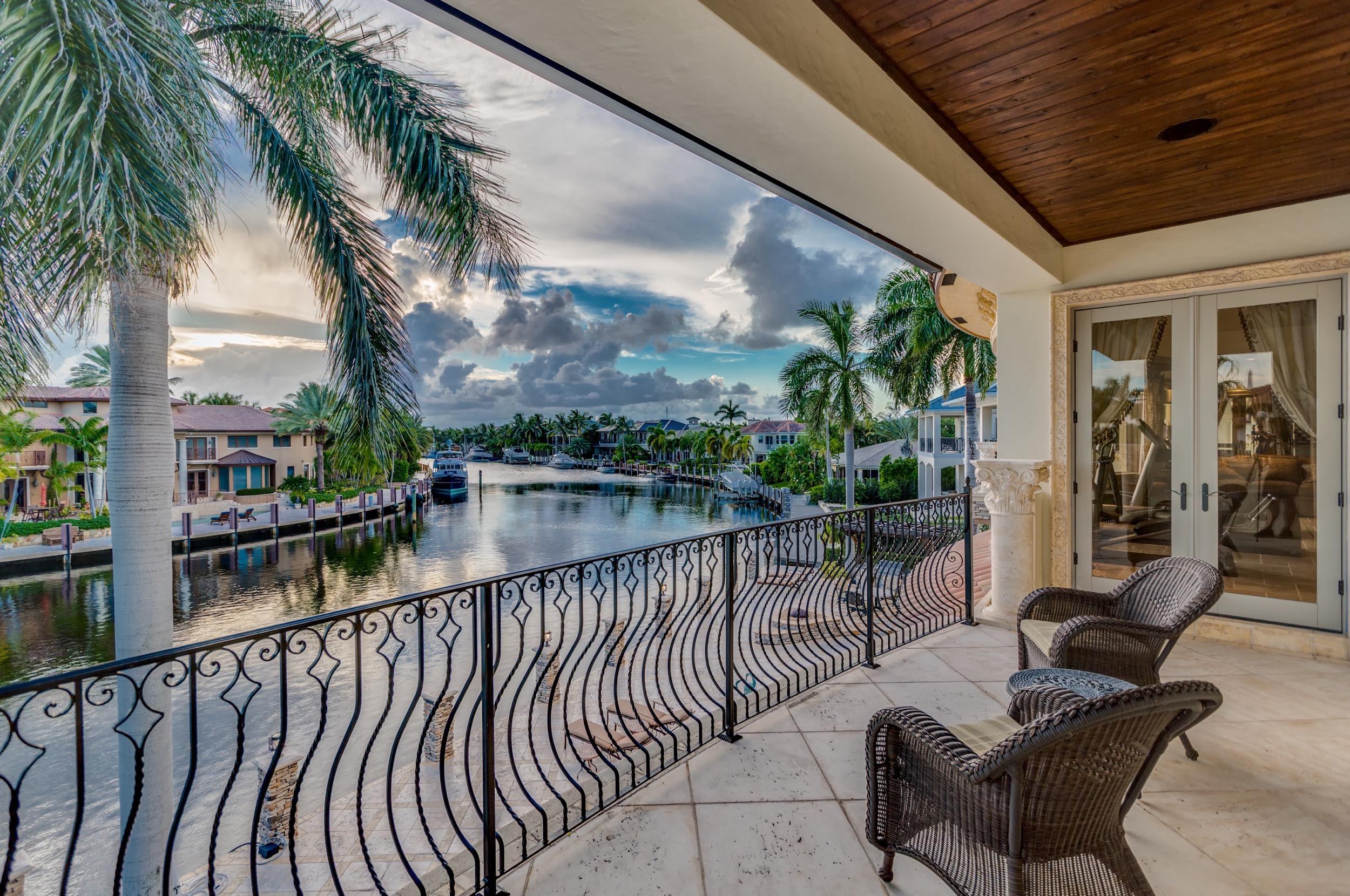 lighthouse point - Residential