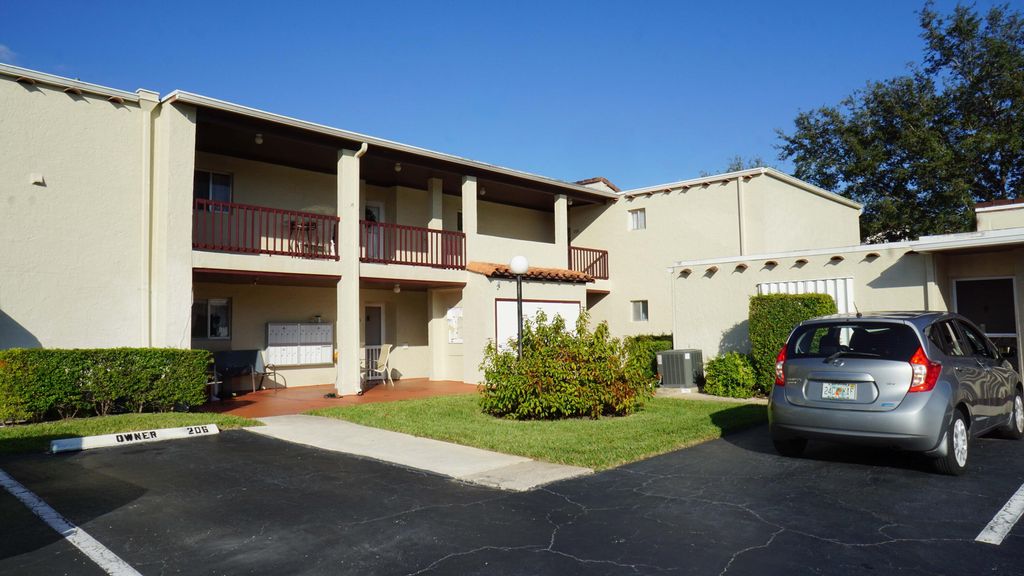 Photo of 2601 Boundbrook Boulevard #206, Palm Springs, FL 33406 (MLS # R11146517)