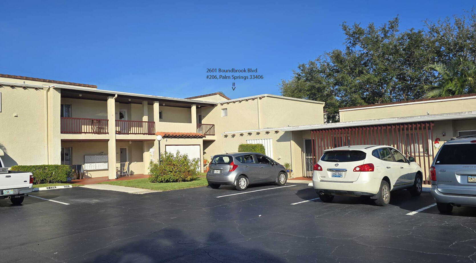 BOUNDBROOK CONDO S - Residential