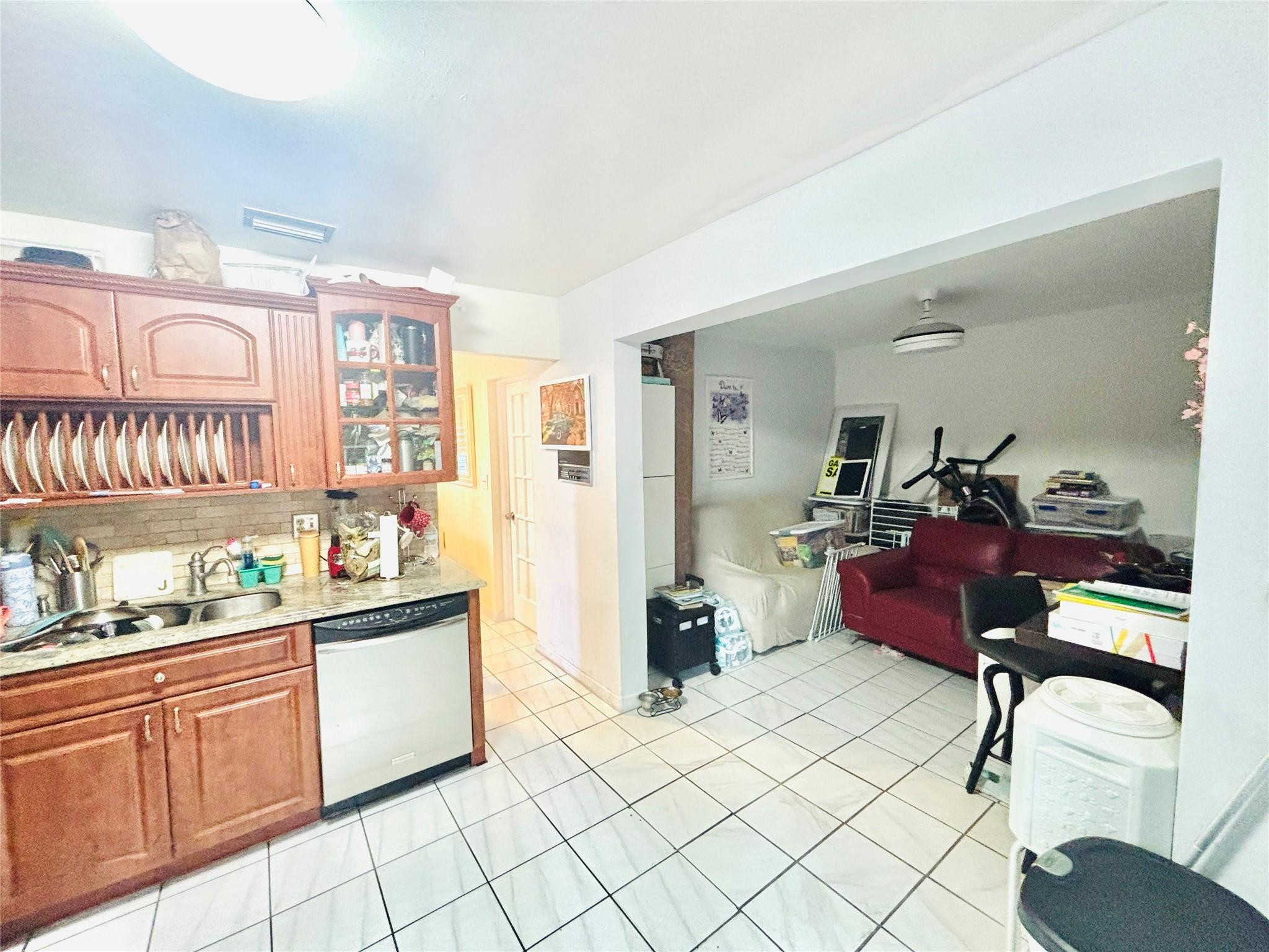 GALLOWAY LAKES SEC 2 - Residential Lease