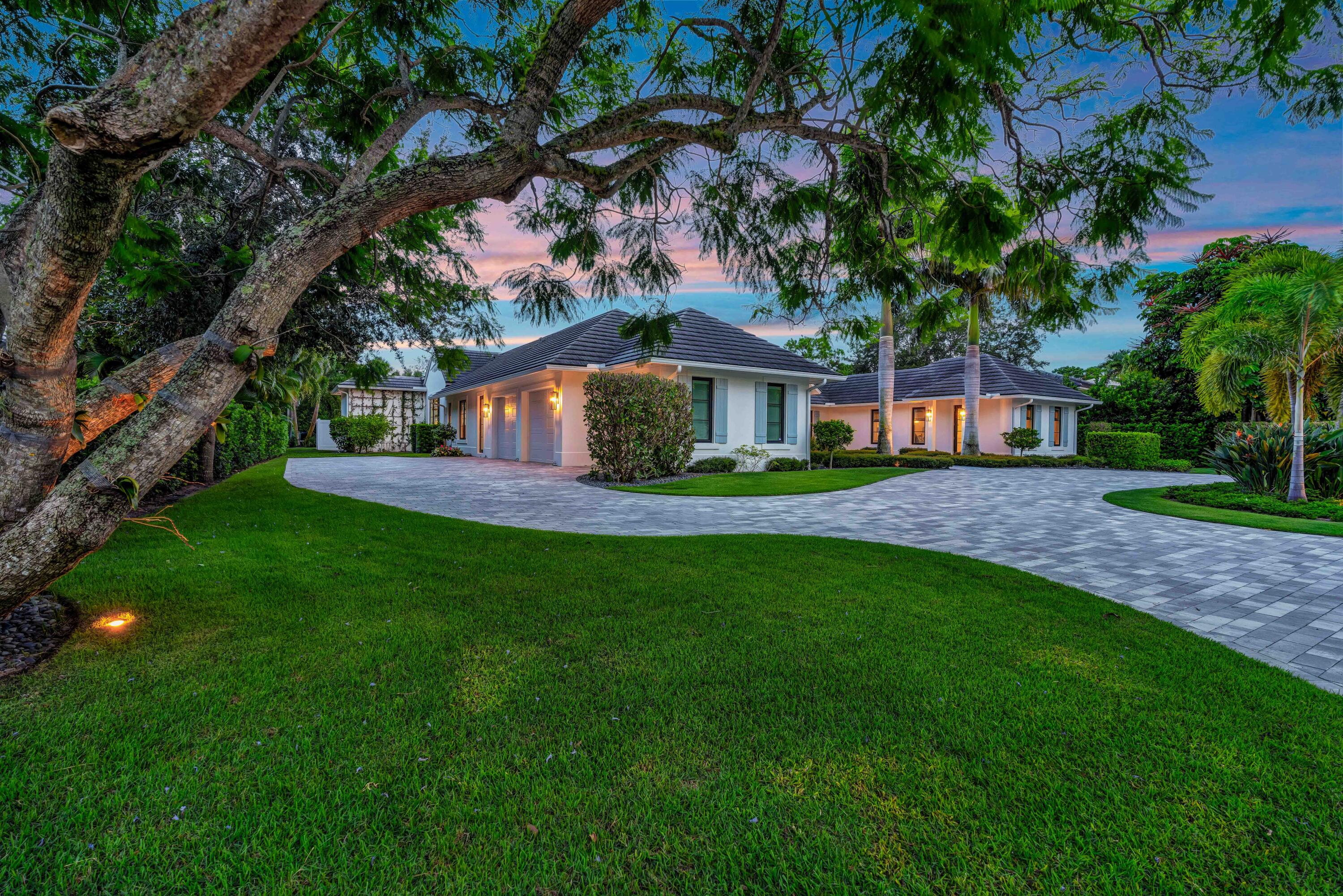 LOBLOLLY PINES - Residential