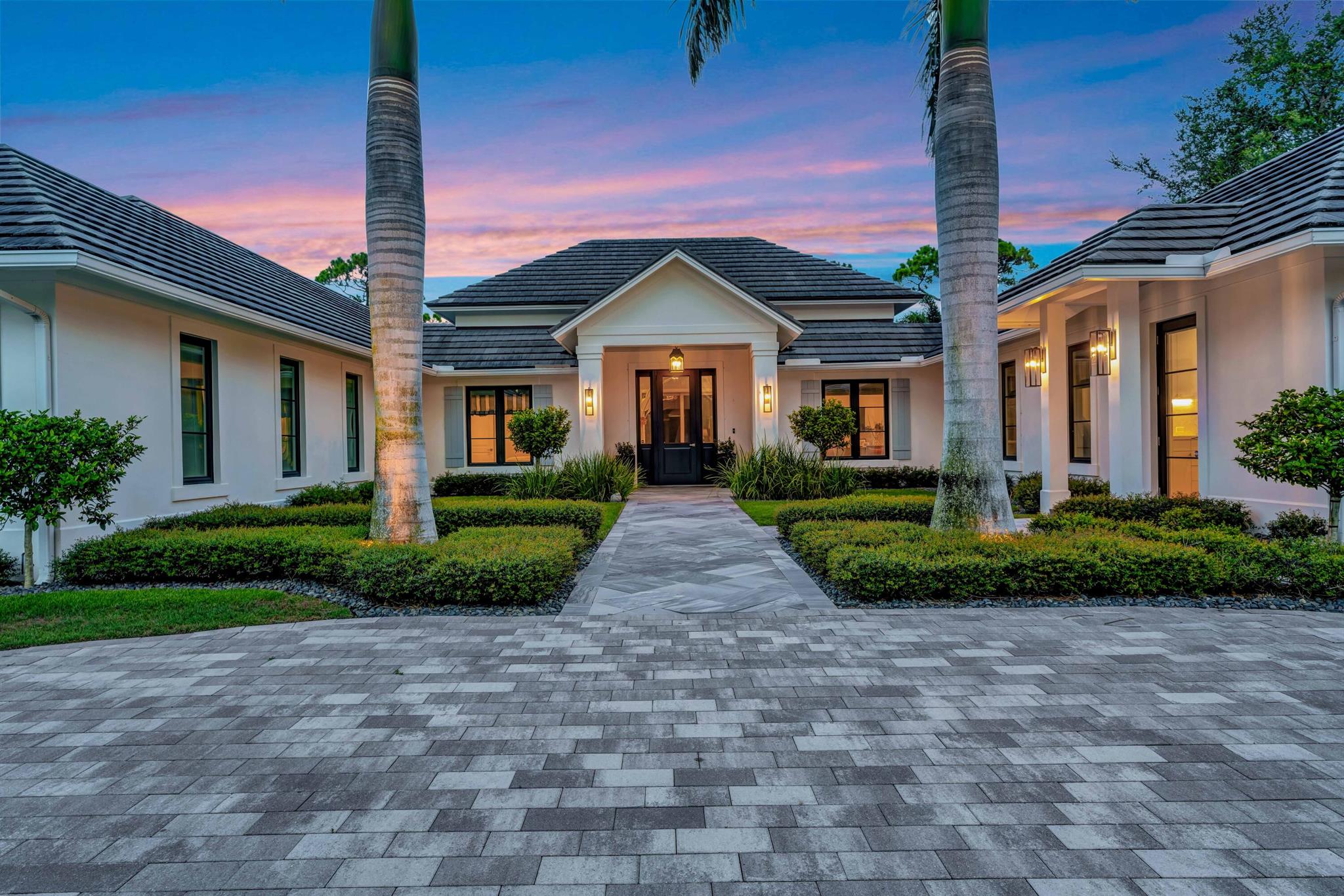 LOBLOLLY PINES - Residential