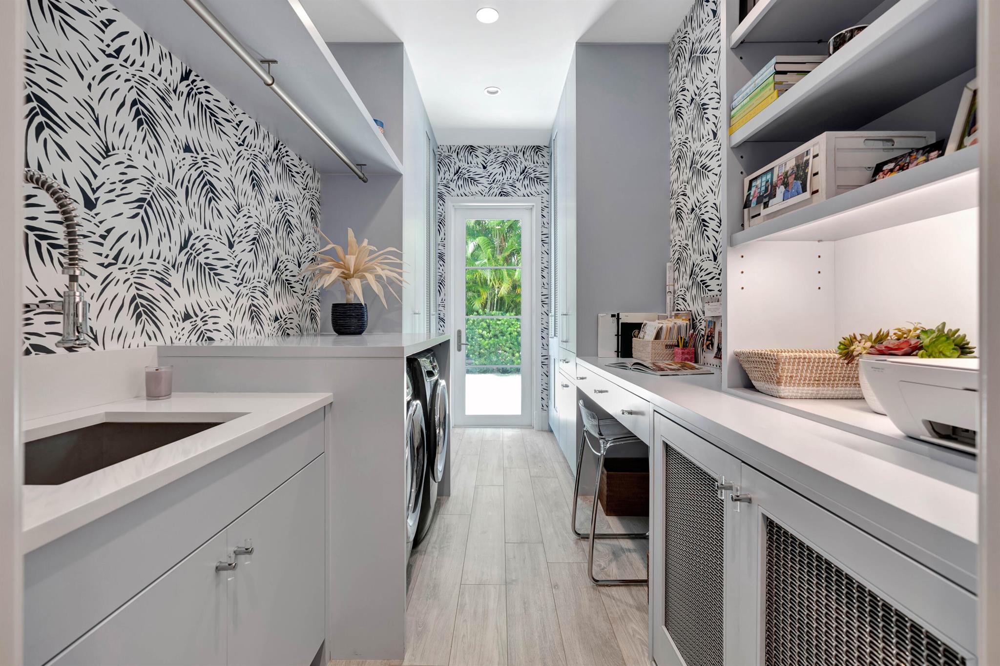 LOBLOLLY PINES - Residential