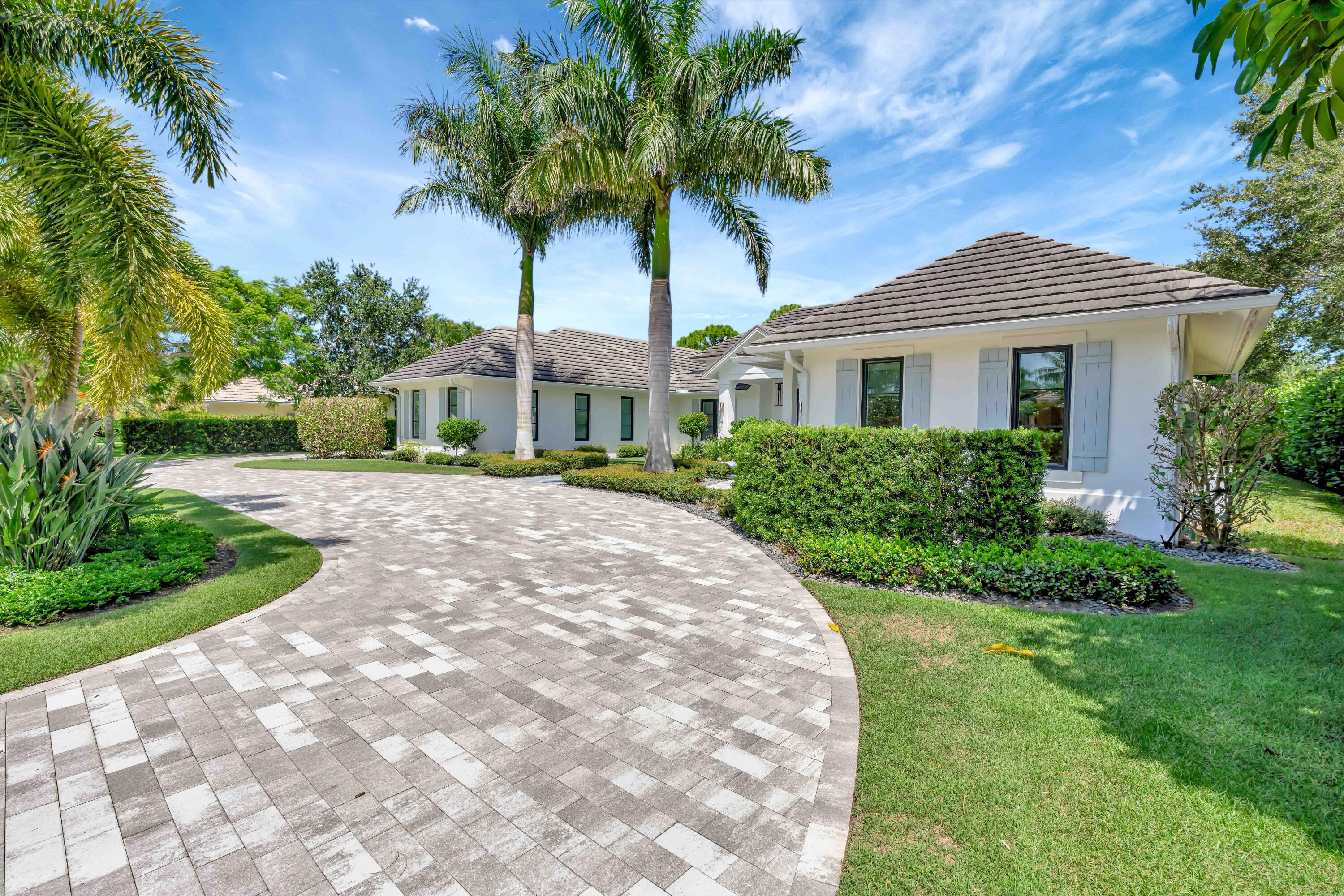 LOBLOLLY PINES - Residential