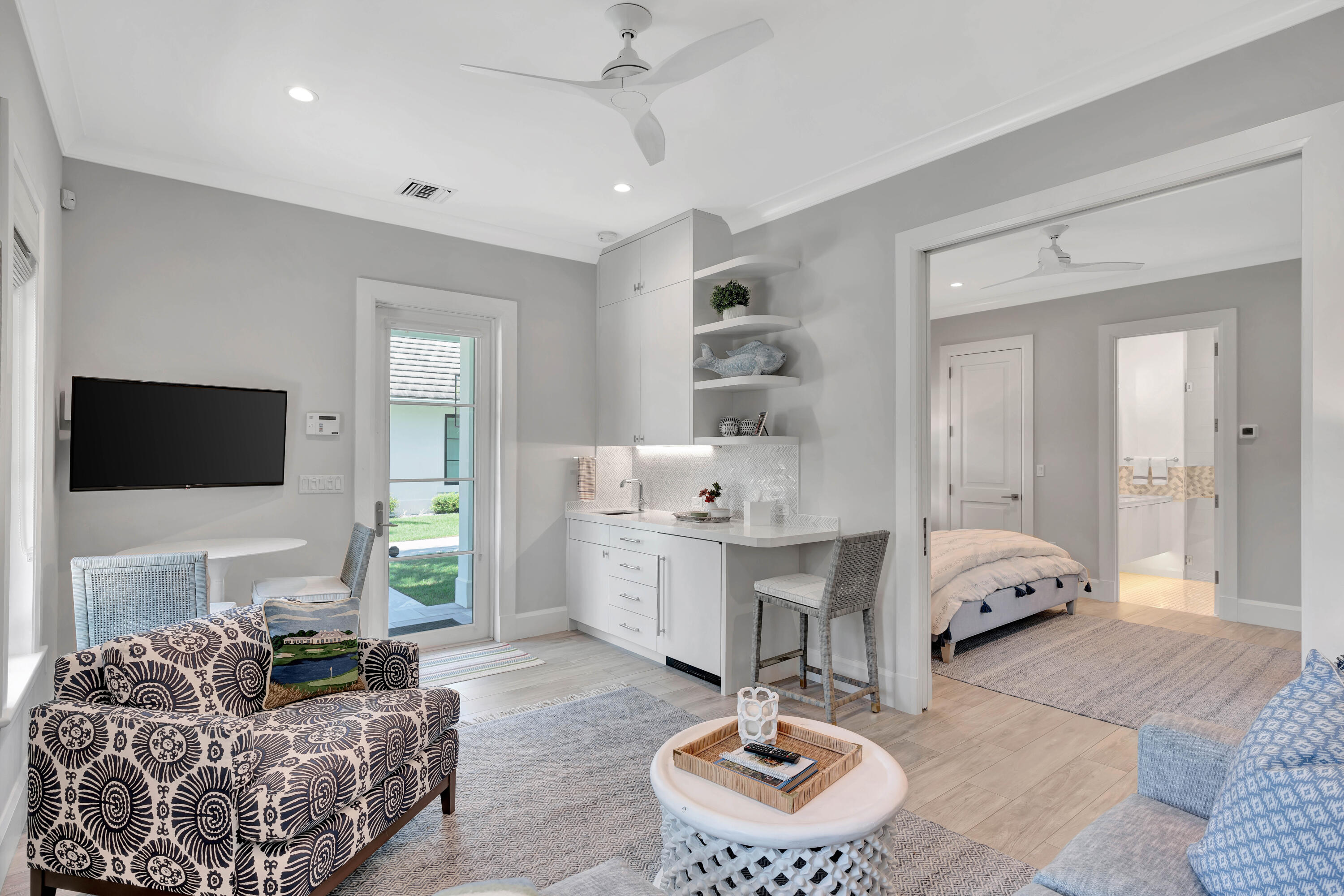 LOBLOLLY PINES - Residential